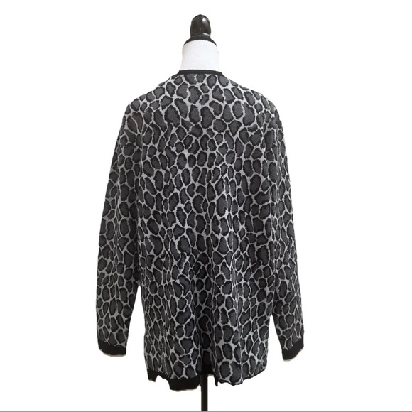 New Orleans Knitwear Sweater Cardigan Grey Black Leopard Print Size 3 Large NWT - Picture 4 of 10